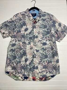 Chubbies Men’s Short-Sleeve Friday Floral Button-Down Shirt‎ Size L Resortwear